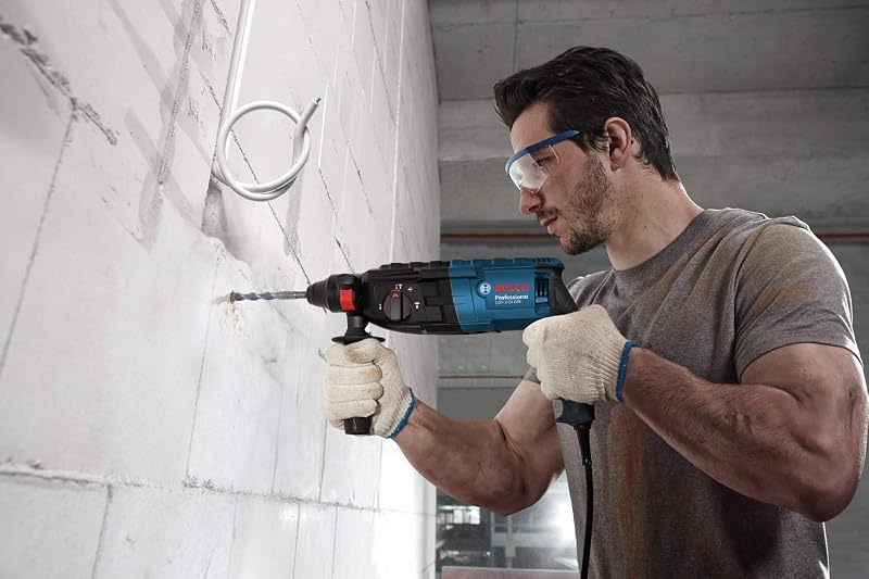 Perforateur GBH 240 (avec SDS plus, 790 W, y compris poignée auxiliaire, butée de profondeur 210 mm, mandrin, coffret de transport)