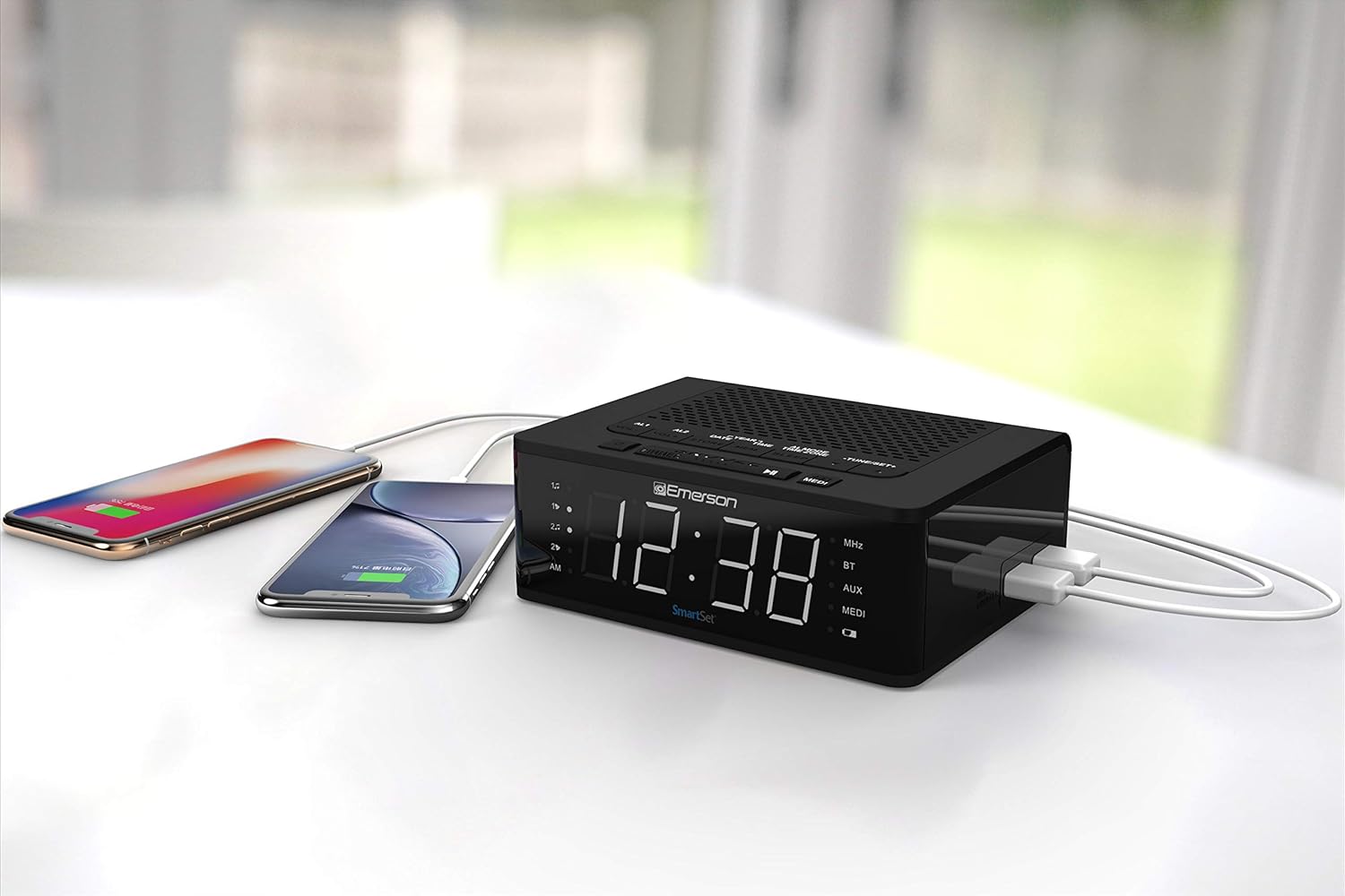 Emerson Smartset Alarm Clock Radio With Bluetooth Speaker Er100102 Charging Station With 2 Usb Ports For Iphone Ipad Ipod Android And Tablets