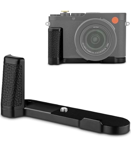 Amazon.com : Leica M9/M8 Handgrip for Digital M-Cameras, Black