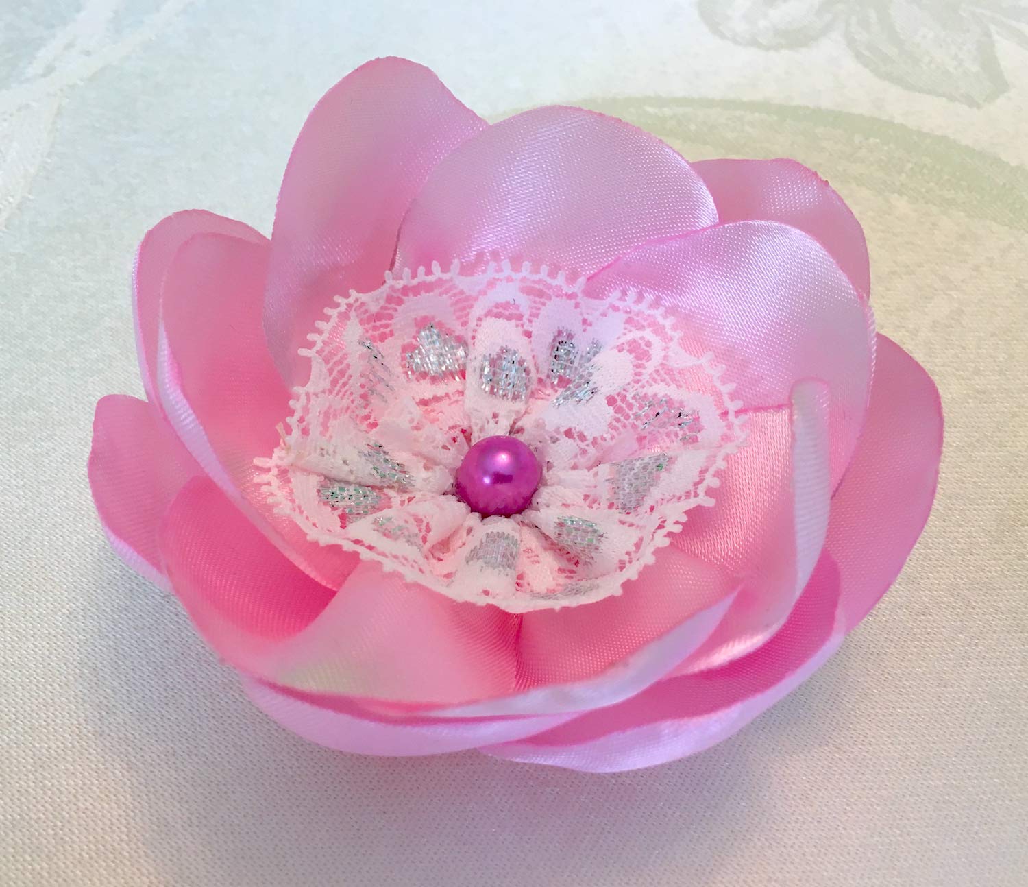 Amazon Com Pink White Wedding Silk Fabric Flower Women Brooch Pin
