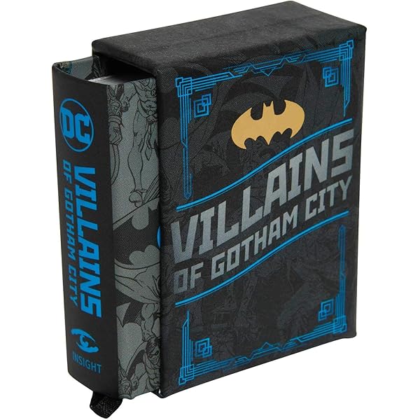 DC Comics: The Joker Tiny Book and Pin Set (Batman): Insight