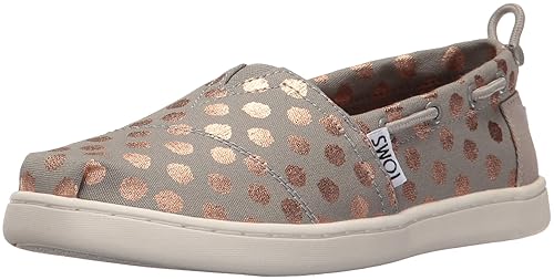 toms amazon