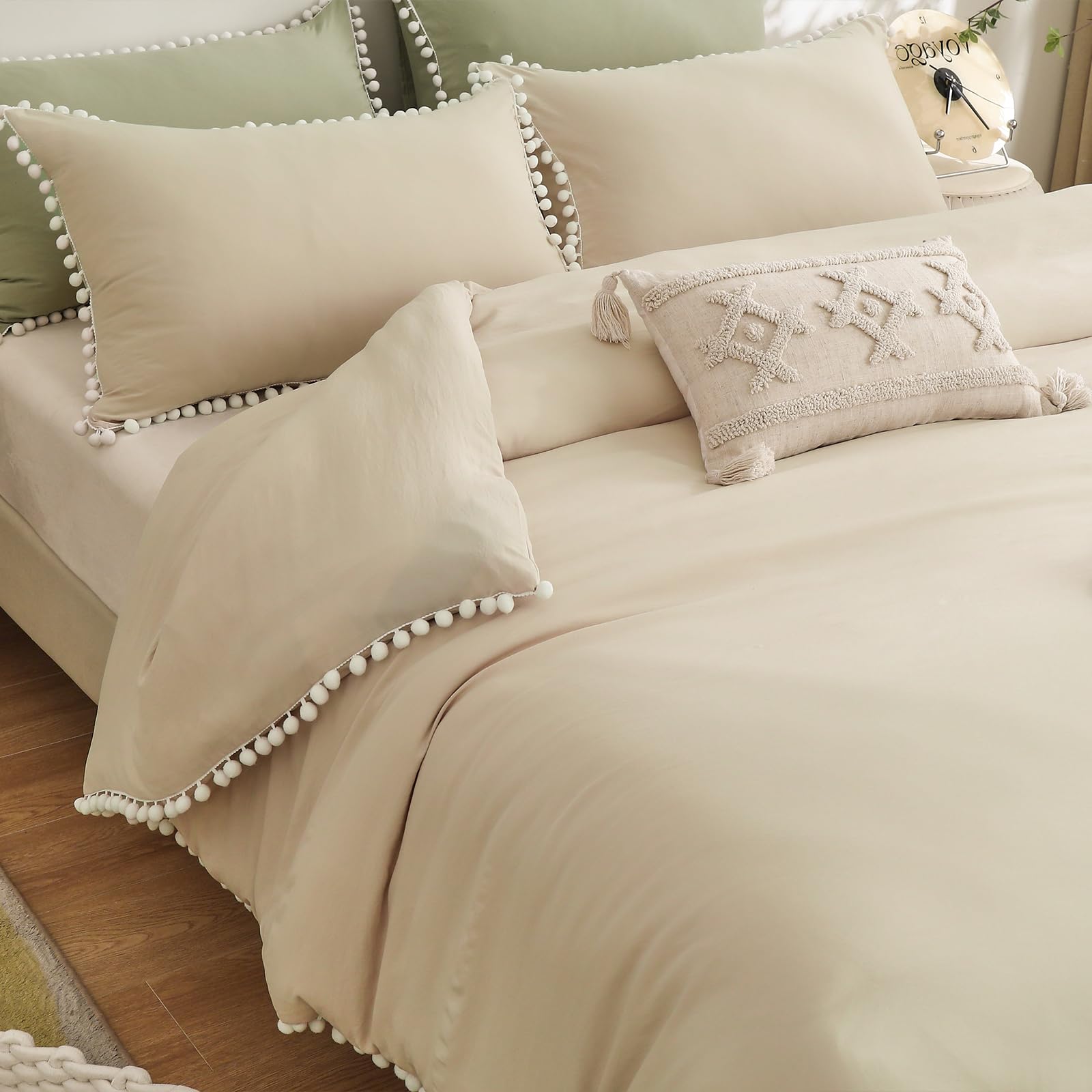 WONGS BEDDING Double Duvet Cover Set Beige and White Tassels Pompom Bedding Sets 3PCS with 2 Pillowcases Soft Cozy Microfiber Double Bedding Set Zipper Closure for All Season (200x200cm) — image 1