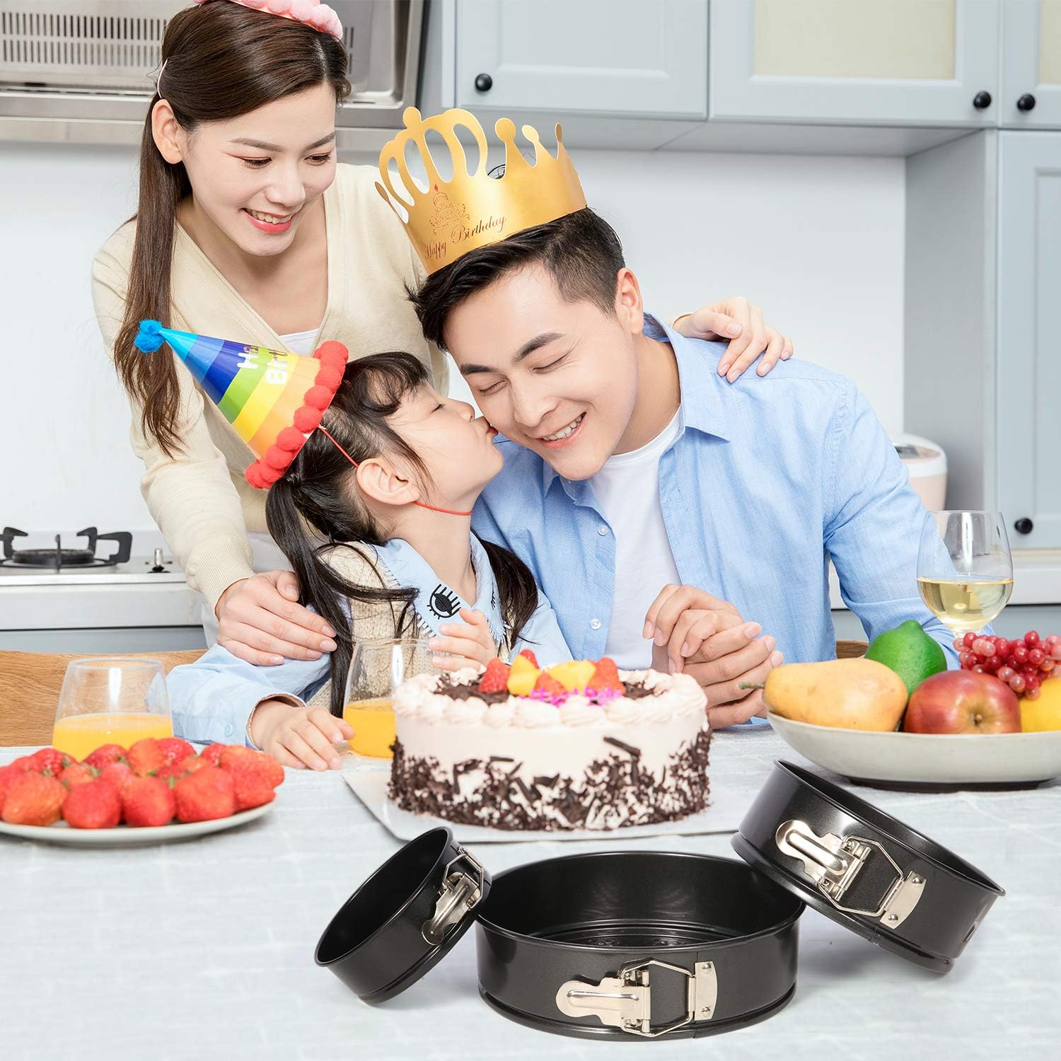 SHECIPIN Springform Pan set, Nonstick Leakproof 3pcs(4"/7"/9") Cake Pan Bakeware Cheese cake Pan with 50 Pcs Parchment Paper Liners: Kitchen & Dining