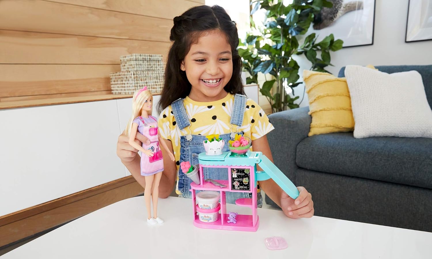 Barbie Florist Doll and Playset BigaMart