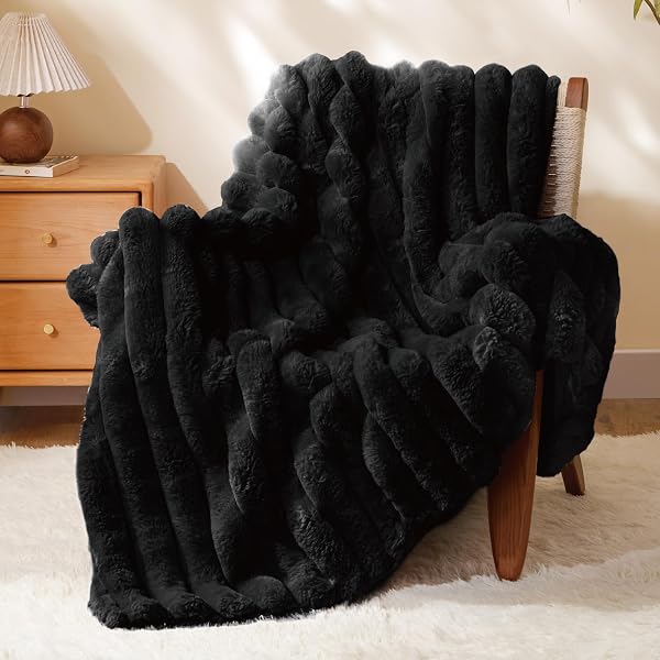 BEDELITE FAUX FUR THROW BLANKET FOR COUCH, SOFT AND COZY BOHO RUCHED FLUFFY BLANKET, WARM PLUSH FUZZY FAUX RABBIT FUR BLANKET FOR WOMEN GIFT (CREAM, 60″X 80″)