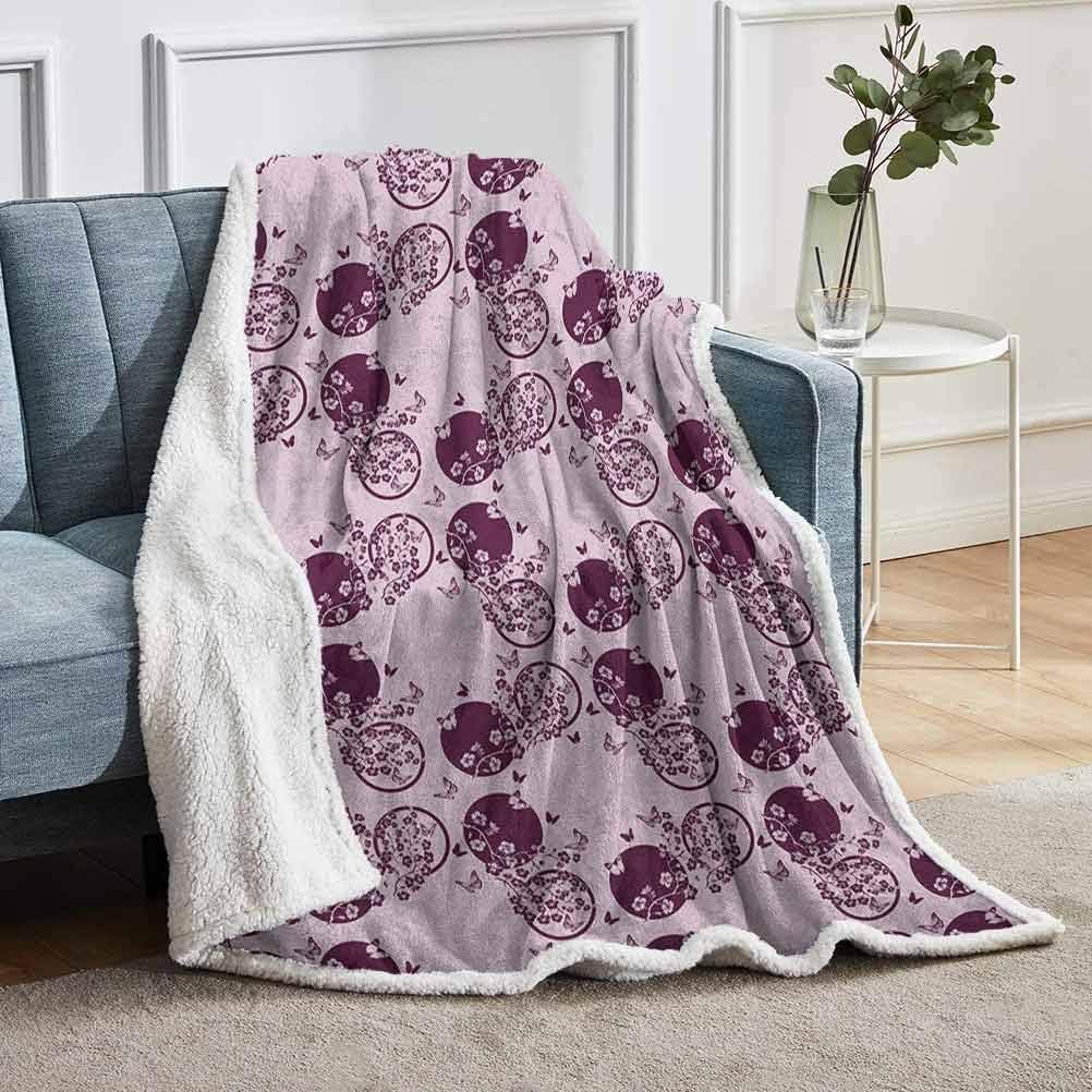 YUAZHOQI Japanese Fleece Throw Blankets, Traditional Cherry Blossom