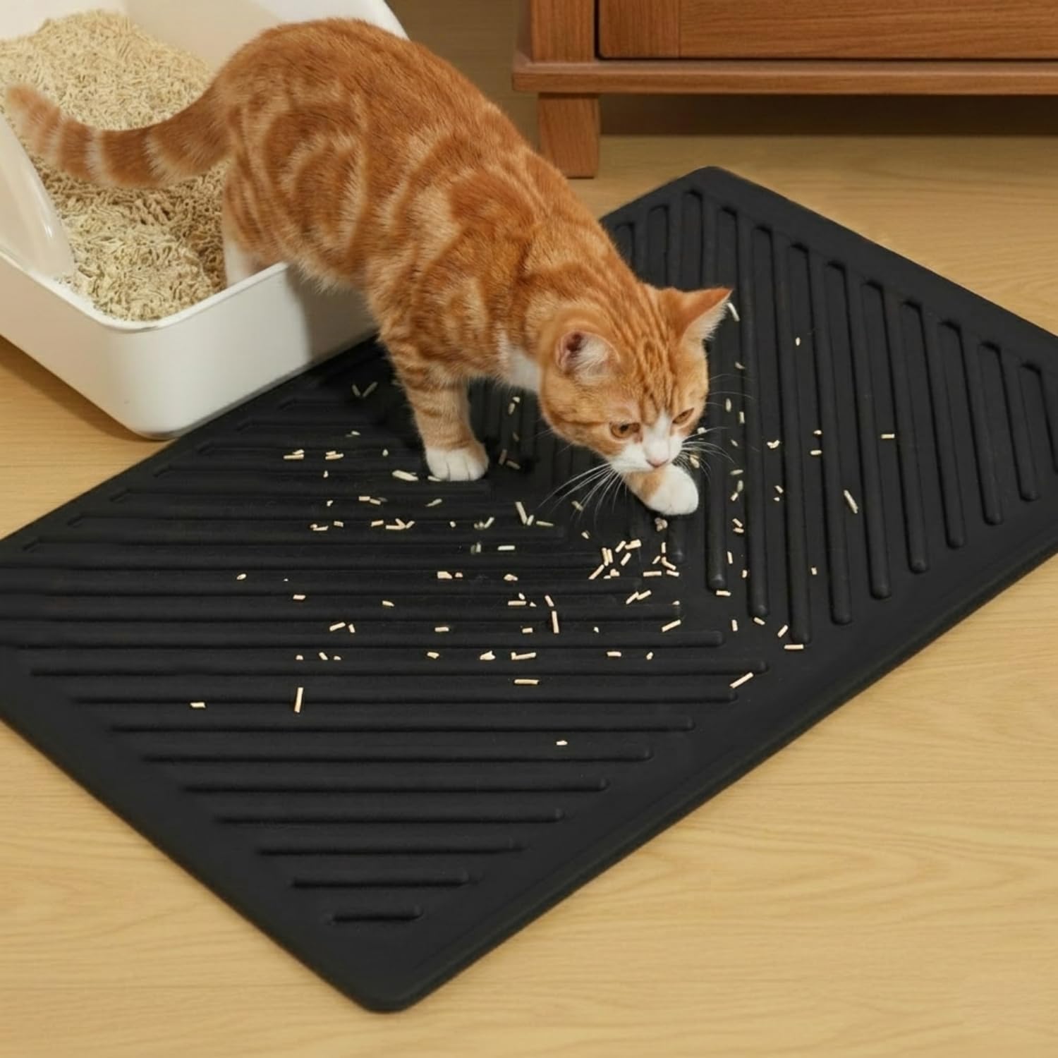 Conlun Silicone Cat Litter Mat (60x38cm) – Leak-Proof & Odor-Shield Design – Space-Saving Mess Trapping Mat, Easy Rinse, Non-Slip, Soft for Kitty Paws, Black