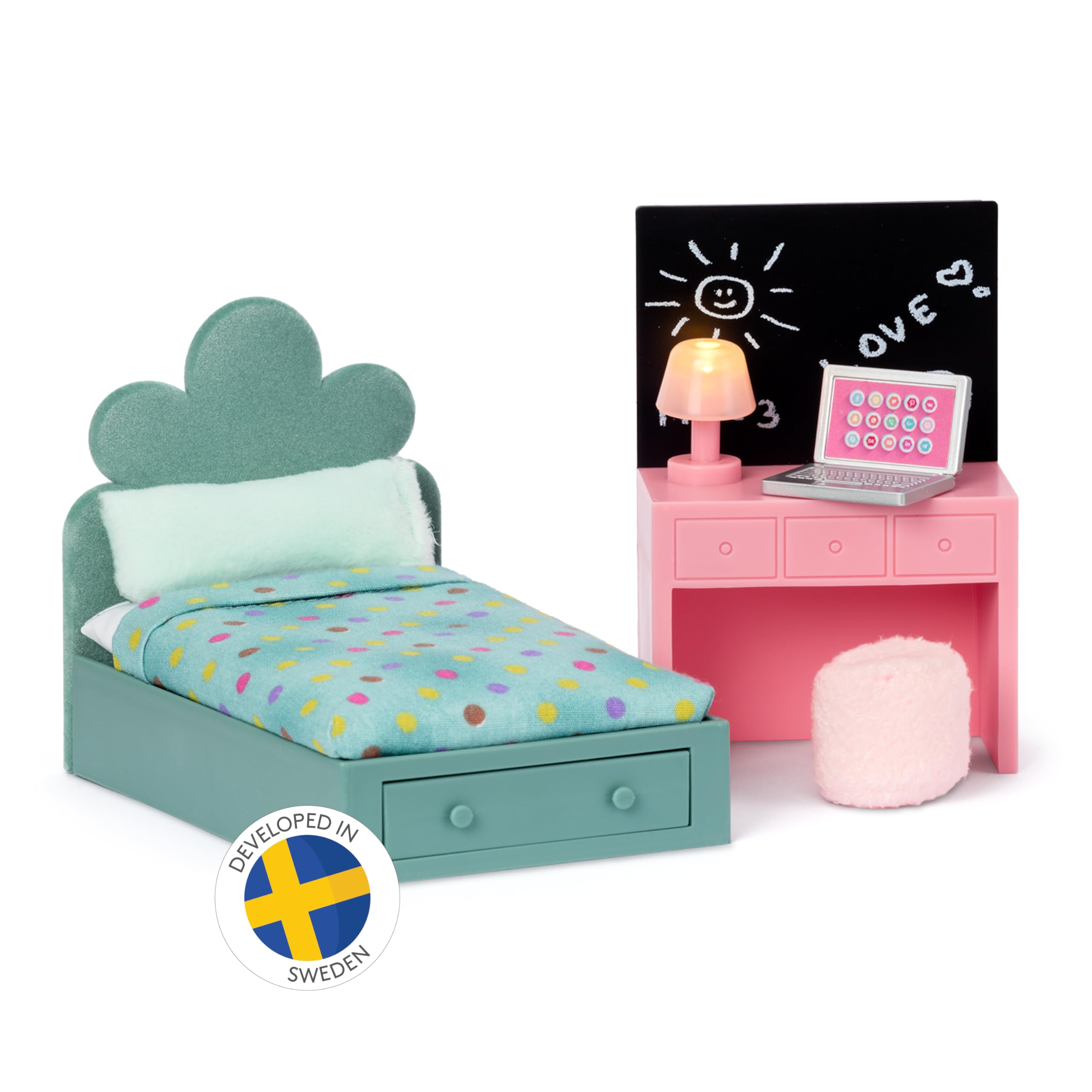 LUNDBY Dolls House Furniture Teen Bedroom – Doll Bed + Desk + Stool + LED Lamp + Laptop – Doll House Accessories for Mini Dolls 11 cm, Age 4+ Scale 1:18
