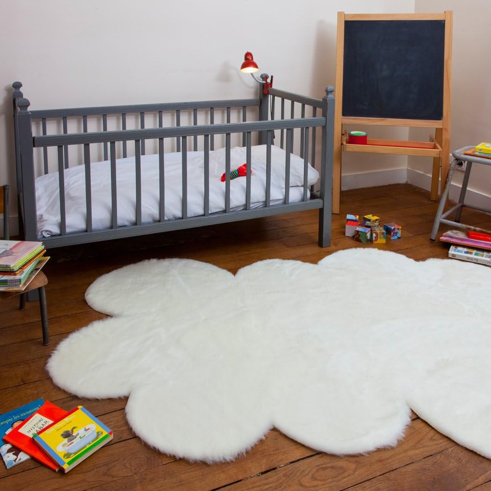 Nuage Blanc 140 X 0 Cm Fausse Fourrure Fabrication Francaise Tapis Enfant Pilepoil Cuisine Et Maison Decoration De La Maison Mkyra Org