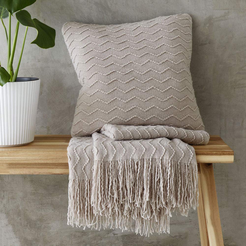 Catherine Lansfield Chevron Knit Throw- 125x150 cm, DS/55133/W/125150/SI Silver