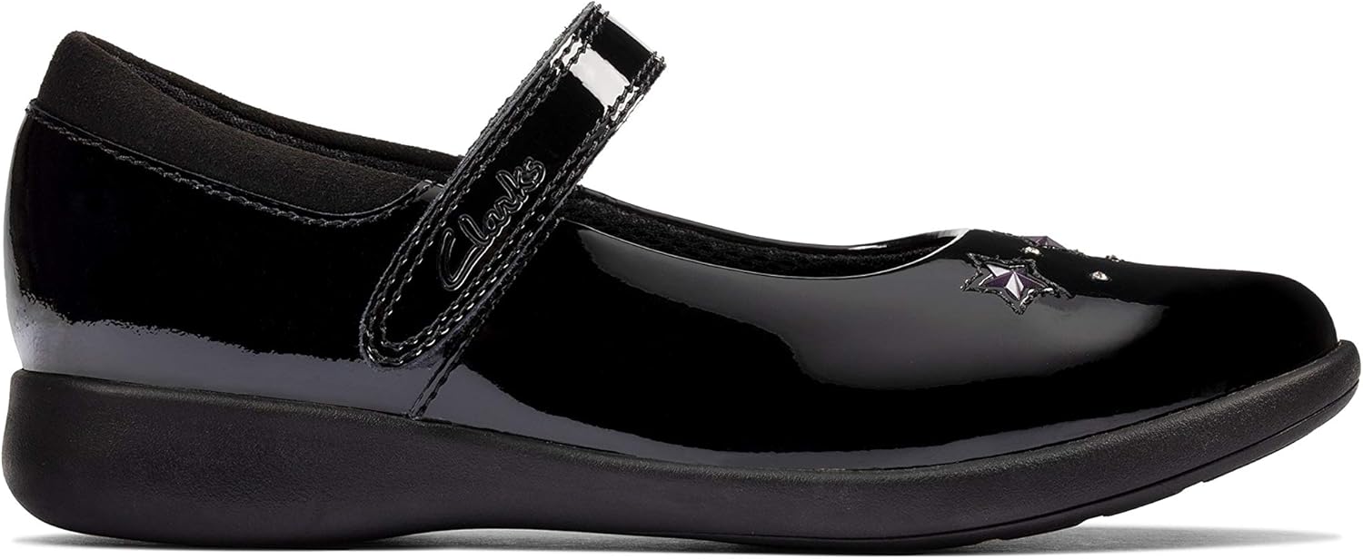 clarks kids black shoes