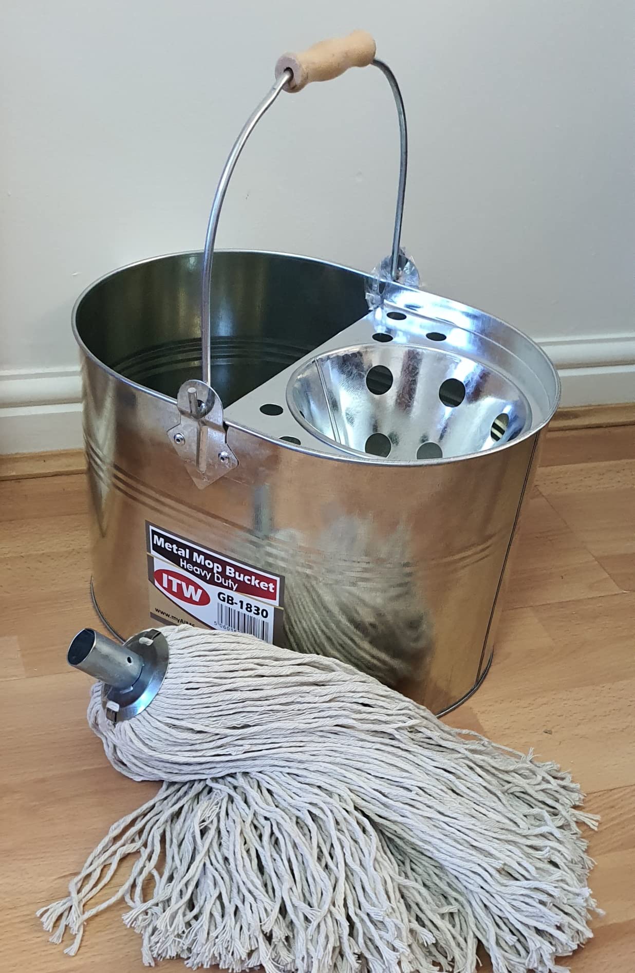 Qomfy 6pcs of Metal Galvanised Steel clip TWINE Yarn Cotton Mop Head Large or Jumbo Mop Thick Absorbent Yarn For Everyday Home/Work Commercial Mop Heads for Heavy Duty long lasting (6pk Large 350g)