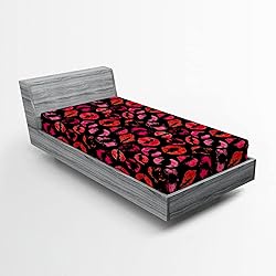 Lunarable Kiss 2 Pack Fitted Sheet, Passionate