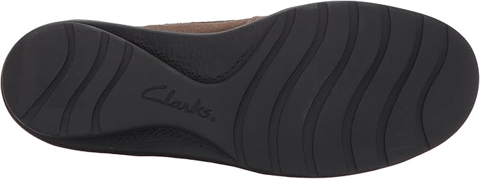 nikki class clarks