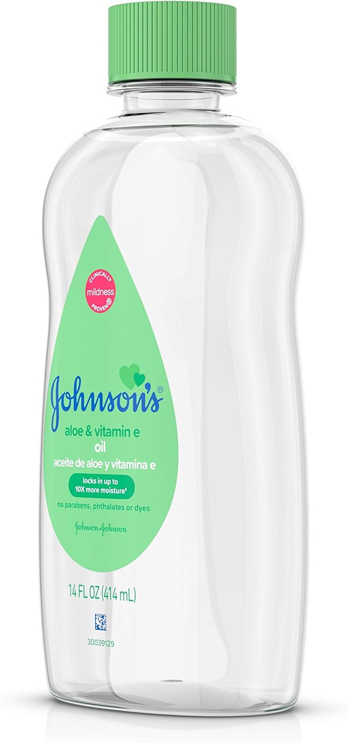Johnson & Johnson Baby Oil, Aloe Vera & Vitamin E, 14 Ounce: Health & Personal Care