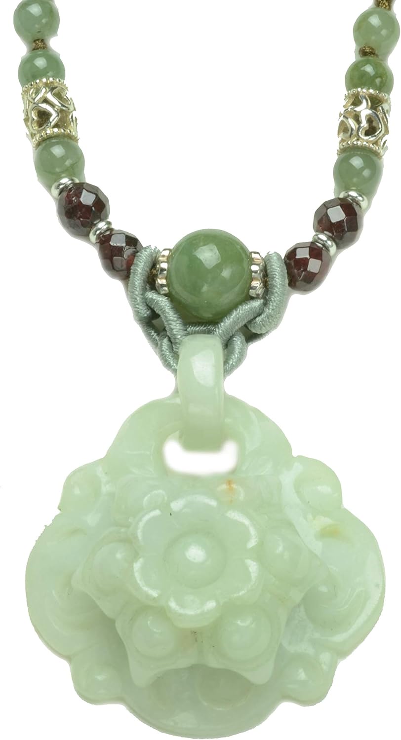 Elegant Flower blossom sculpted Jade pendant necklce