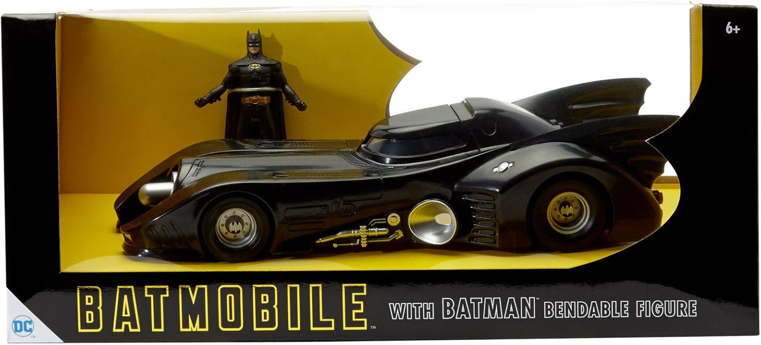 batmobile with bendable figures