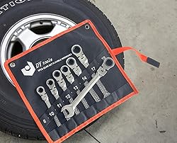 Socpuro 8 Piece Flex-Head Ratcheting Combination