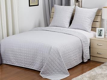 Les Beaux Modèles Couvres Lit Moderne Boutis Gris Et Rose