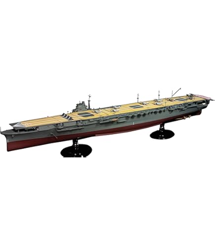 Amazon.com: 長谷川QG25 1/350 日本海軍航空母艦赤城木製甲板塑膠模型