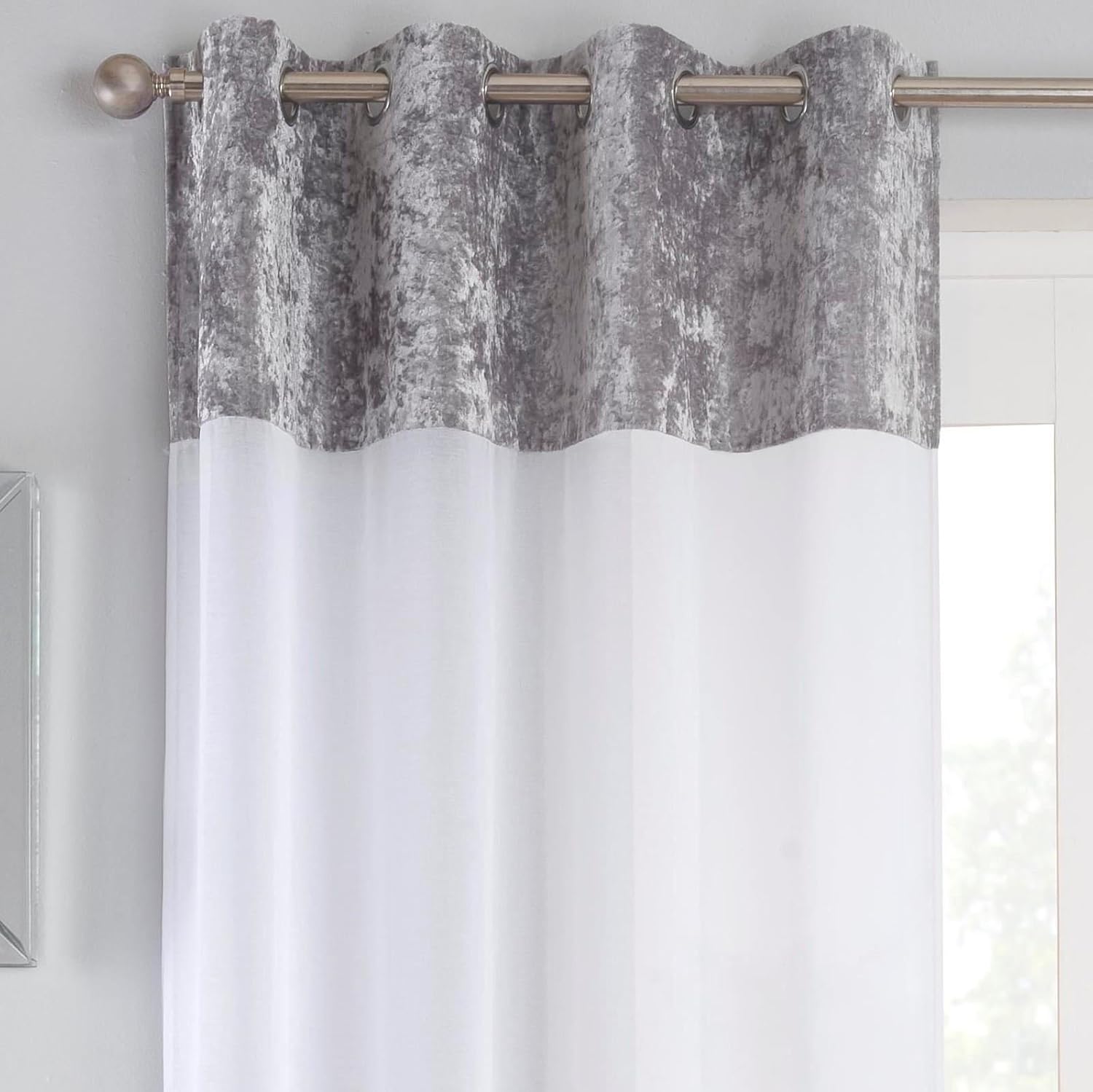 Crushed Velvet Curtain Pelmet With Diamante Detail Plus Two Tie