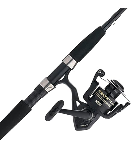 Amazon.com : Daiwa DSK30-2B/F702M D-Shock Freshwater Spinning Combo, 2  Bearings, 7' Length, 2Piece Rod, Medium Power, Fiberglass Blank Material :  Sports & Outdoors