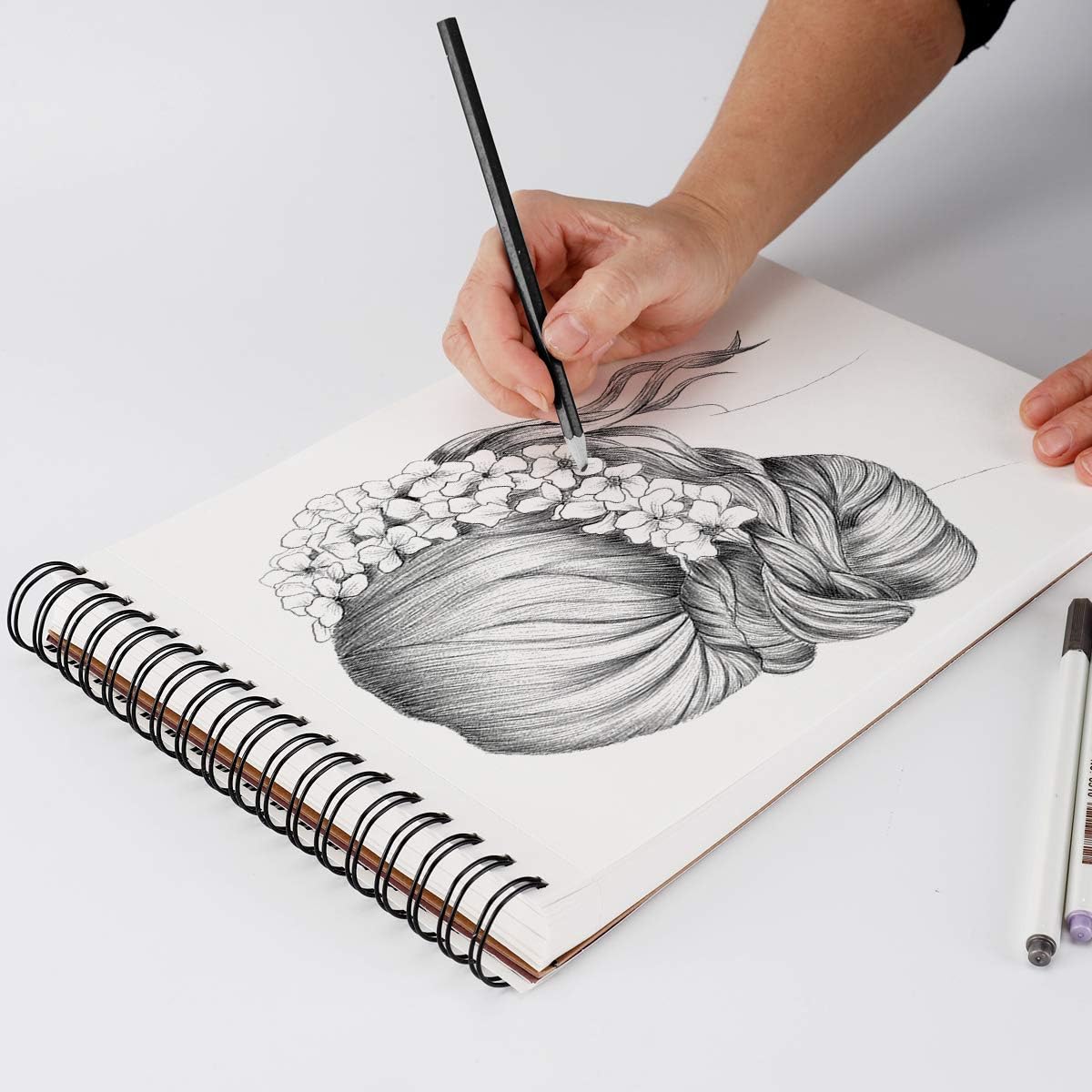 Bachmore Sketchpad 9X12" Inch (68lb/100g), 100 Sheets of TOP Spiral Bound Sketch Book for Artist Pro & Amateurs | Marker Art, Colored Pencil, Charcoal for Sketching: Arts, Crafts & Sewing