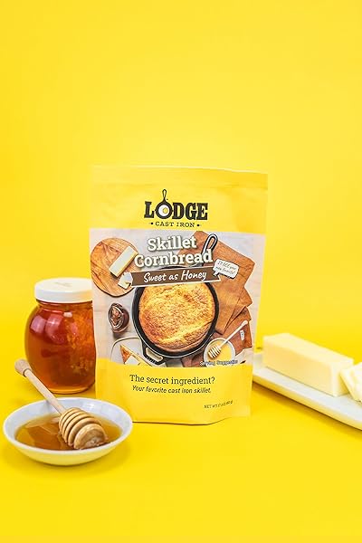 LODGE CAST IRON SKILLET CORNBREAD – EASY TO BAKE 17.4 OZ – SWEET AS HONEY