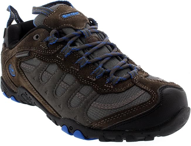 hi tec penrith walking shoes