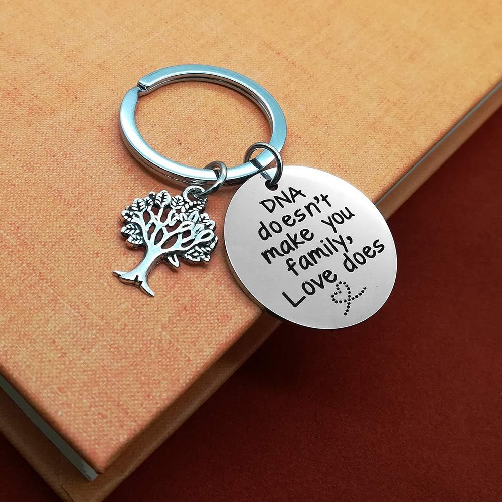 Huwujiu Step Mum Keyring Step Dad Gifts DNA Doesn't Make You Family Love Does Keyring Step Parent Keychain Mother’s Day Gift Father’s Day Gift Adoption Keychain - Image 3