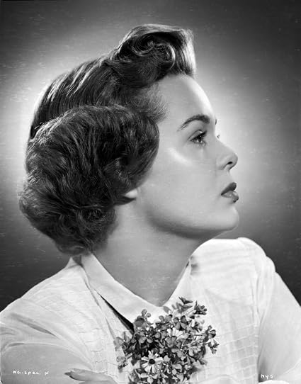 Amazon Com Nancy Gates Portrait In Long Sleeve Photo Print 8 X 10