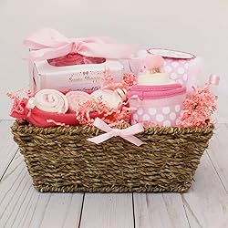 1/2LB Dark Pink Crinkle Cut Paper Shred Filler