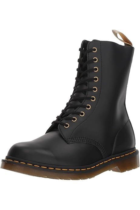 1914 dr martens