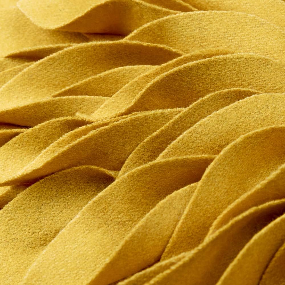 JWH Handmade 3D Flowers Accent Pillow Round Sunflower Cushion Decorative Pillowcase with Pillow Insert Home Sofa Bed Living Room Decor Gift 12 Inch / 30 cm Cotton Canvas Wool Yellow: Home & Kitchen