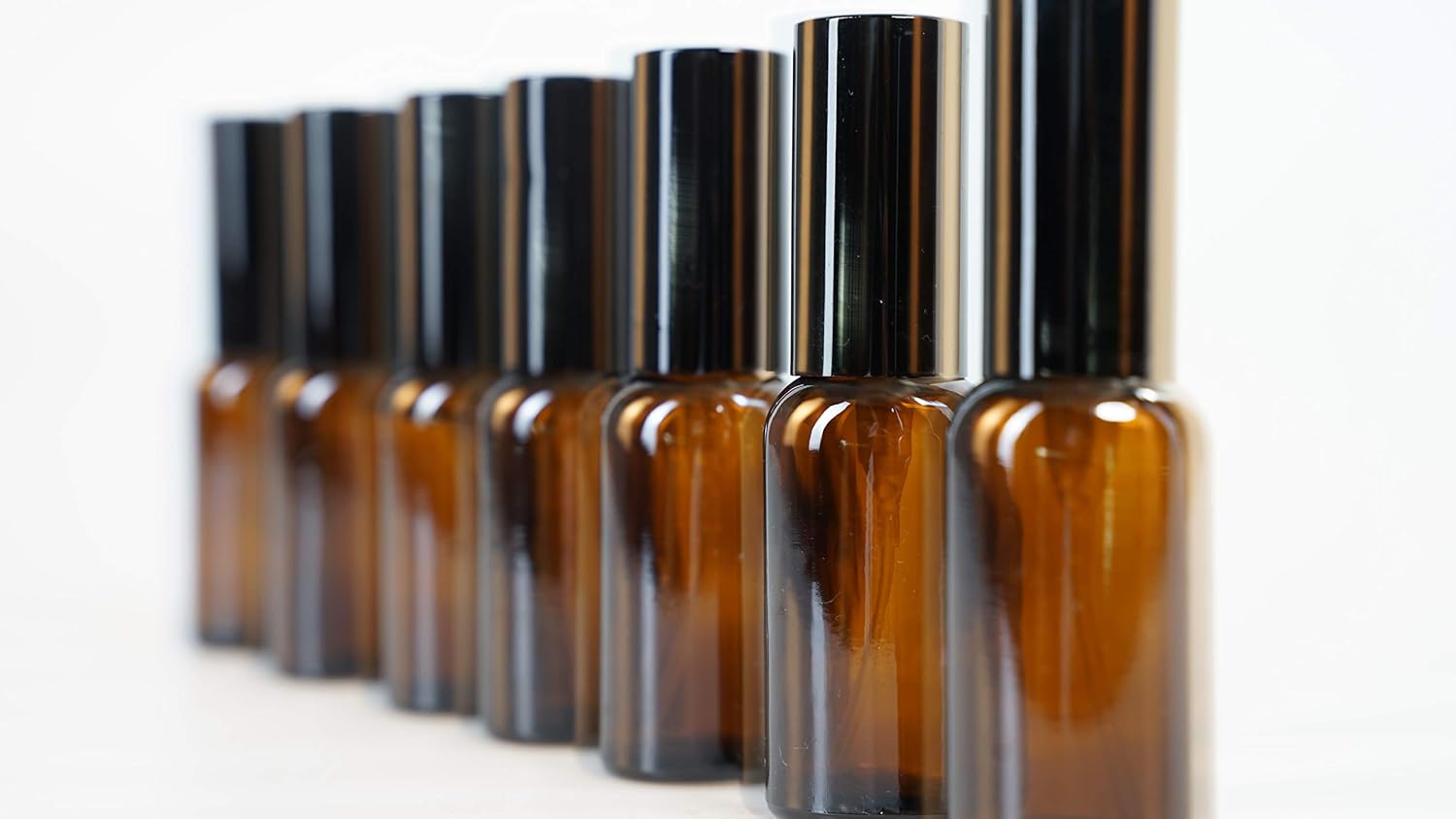 Yizhao 30ml Amber Glass Spray Bottle for Essential Oils Small Empty Fine Mist Spray Bottle, for Cleaning Aromatherapy - Image 5