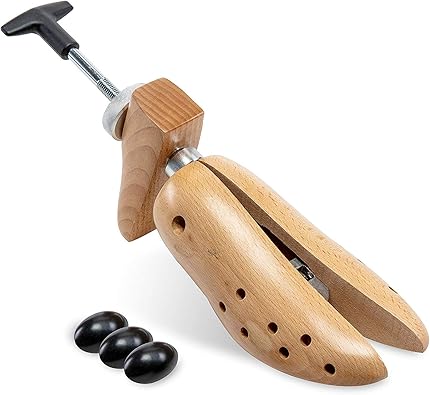 stretching shoes width