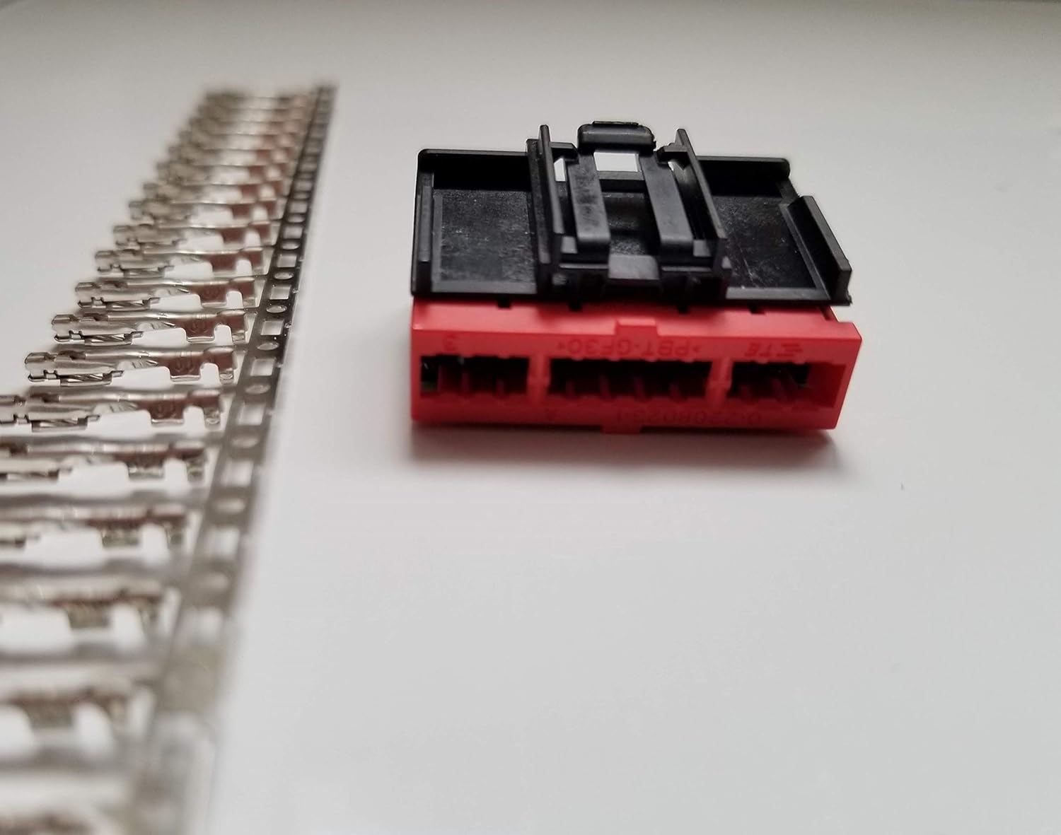 2018 22 Pin/Position TE Connector Female Plug and Pins/Terminals Kit