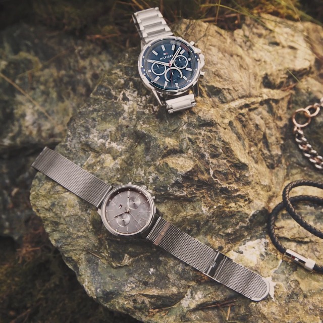 Tommy-Hilfiger-Womens-1781307-Casual-Sport-Gold-Plated-Case-and-Links-with-Silicone-Strap-Watch