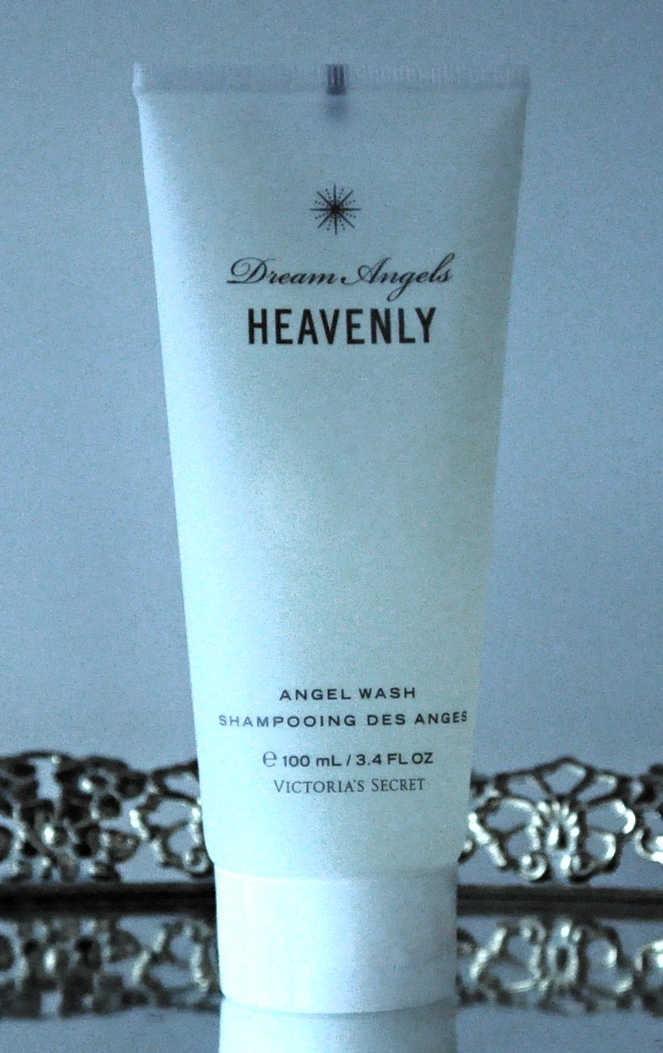Victoria's Secret Dream Angels Heavenly Angel Wash Body Wash 3.4 Oz. Bath And