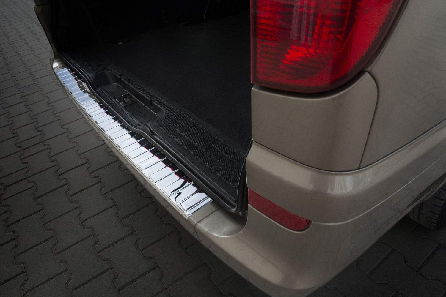 VITO & VIANO W639 Stainless Steel Chrome Rear Bumper Protector Guard