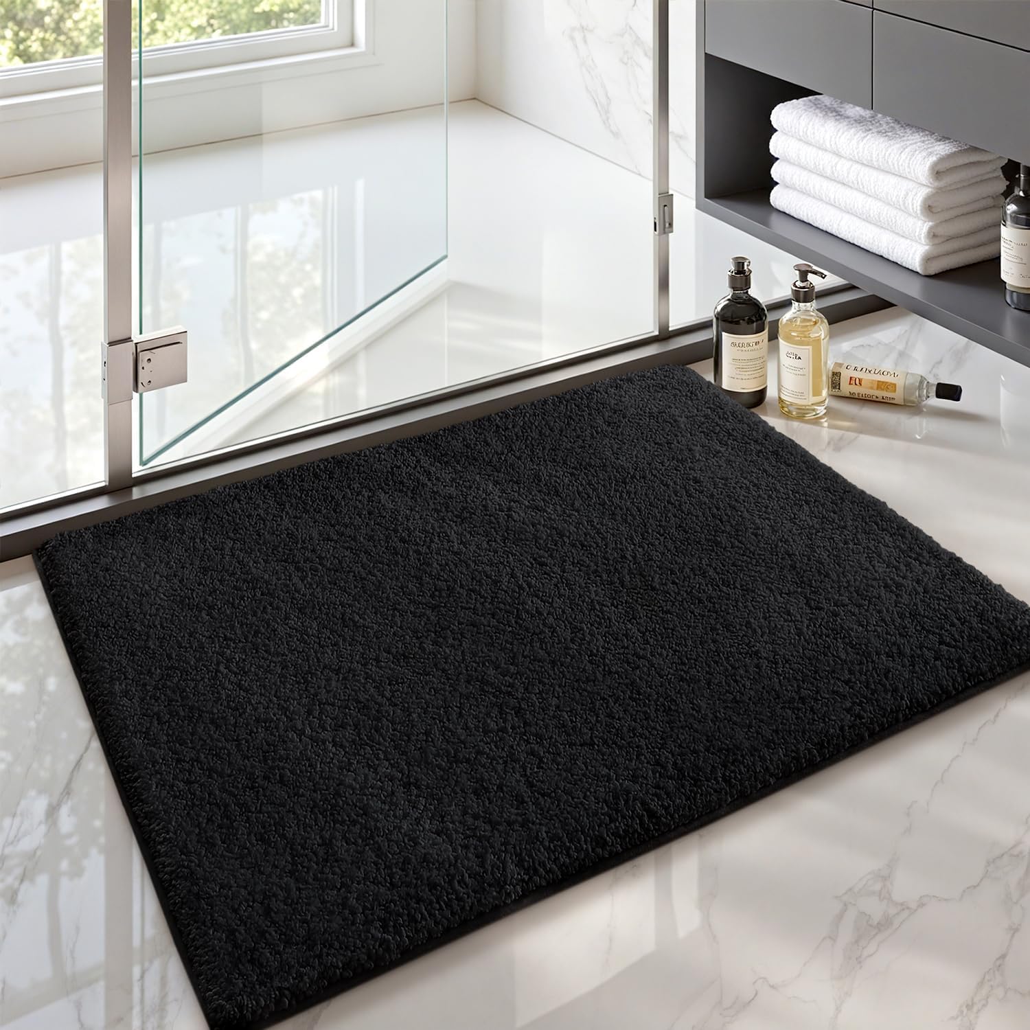 COLOR&GEOMETRY Microfiber Soft Bath Mat 50 x 75 cm, Non-slip Bathroom Mats, Machine-washable Shower Water Absorbent Bath Rug Bathroom Floor Mats (Pure Black)