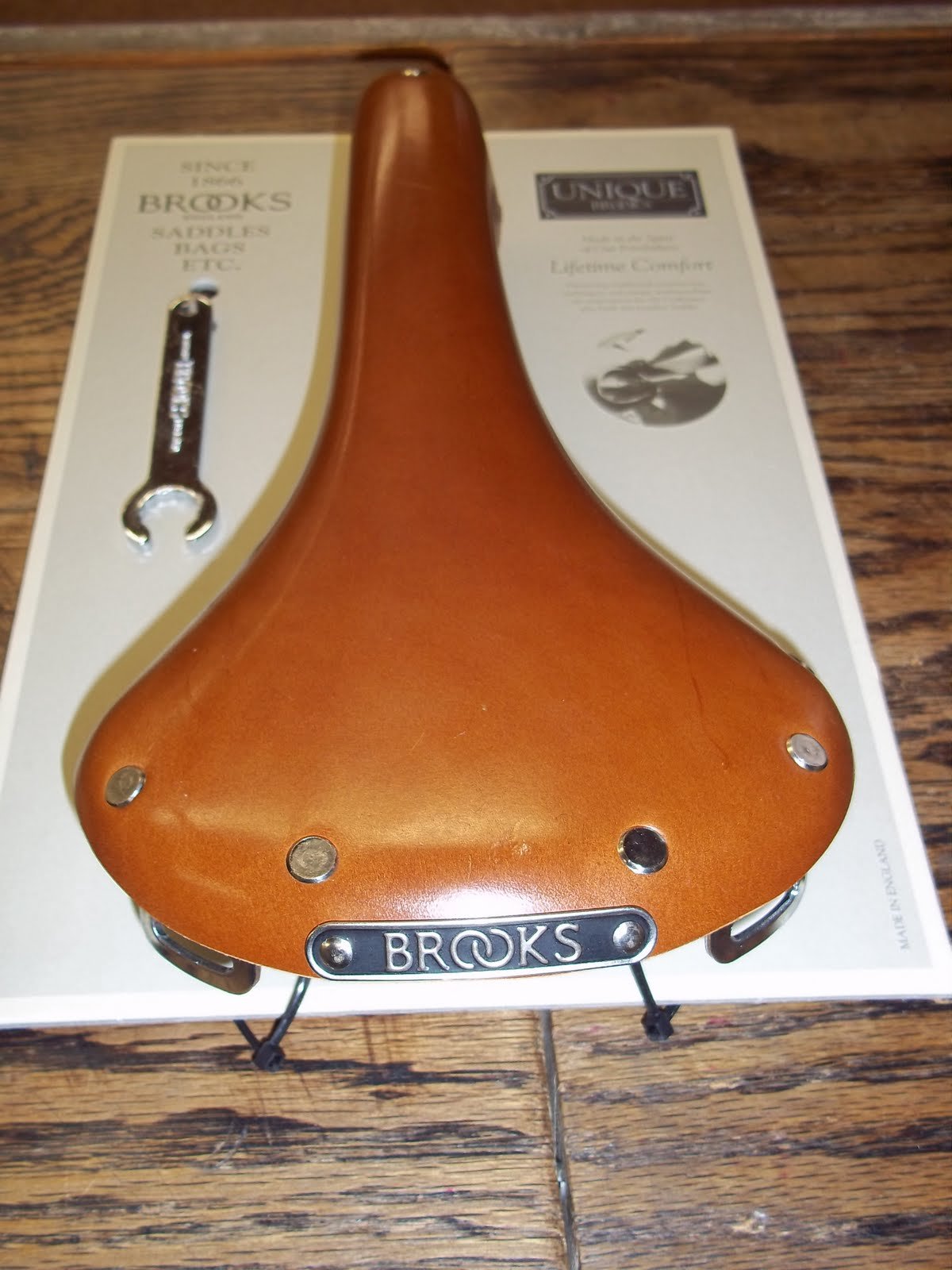 BROOKS レザーサドル swallow ハニー Amazon | BROOKS(ブルックス) レザーサドル サイドを大きく