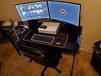 Review Image by Emanuel Watson