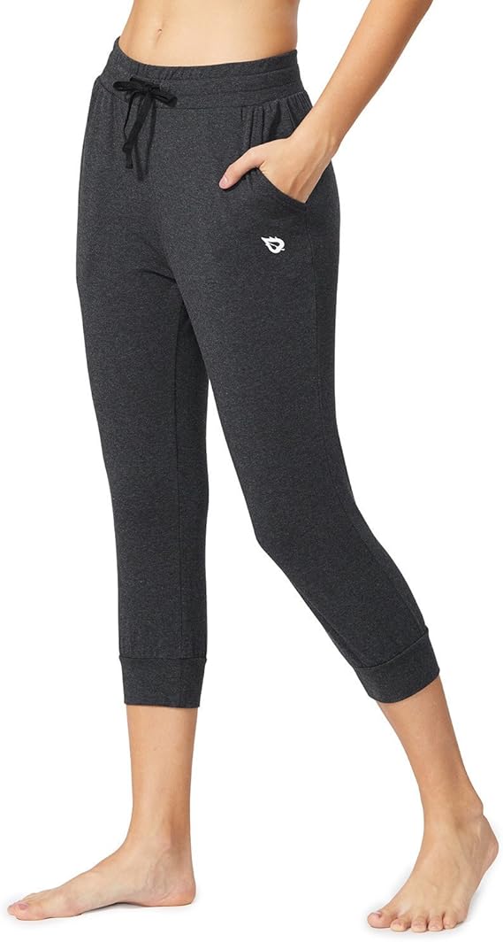 BALEAF Women's Active Yoga Lounge Capri Pocket Sweat Pants Charcoal