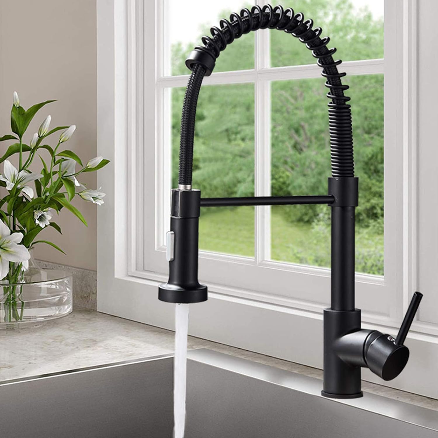 Onyzpily Black Kitchen Tap Sink Mixer tap with Solid Brass Commercial Single Handle Single Hole Pull Down Swivel Sprayer Mixer Tap Cold and hot Fittings UK Standard