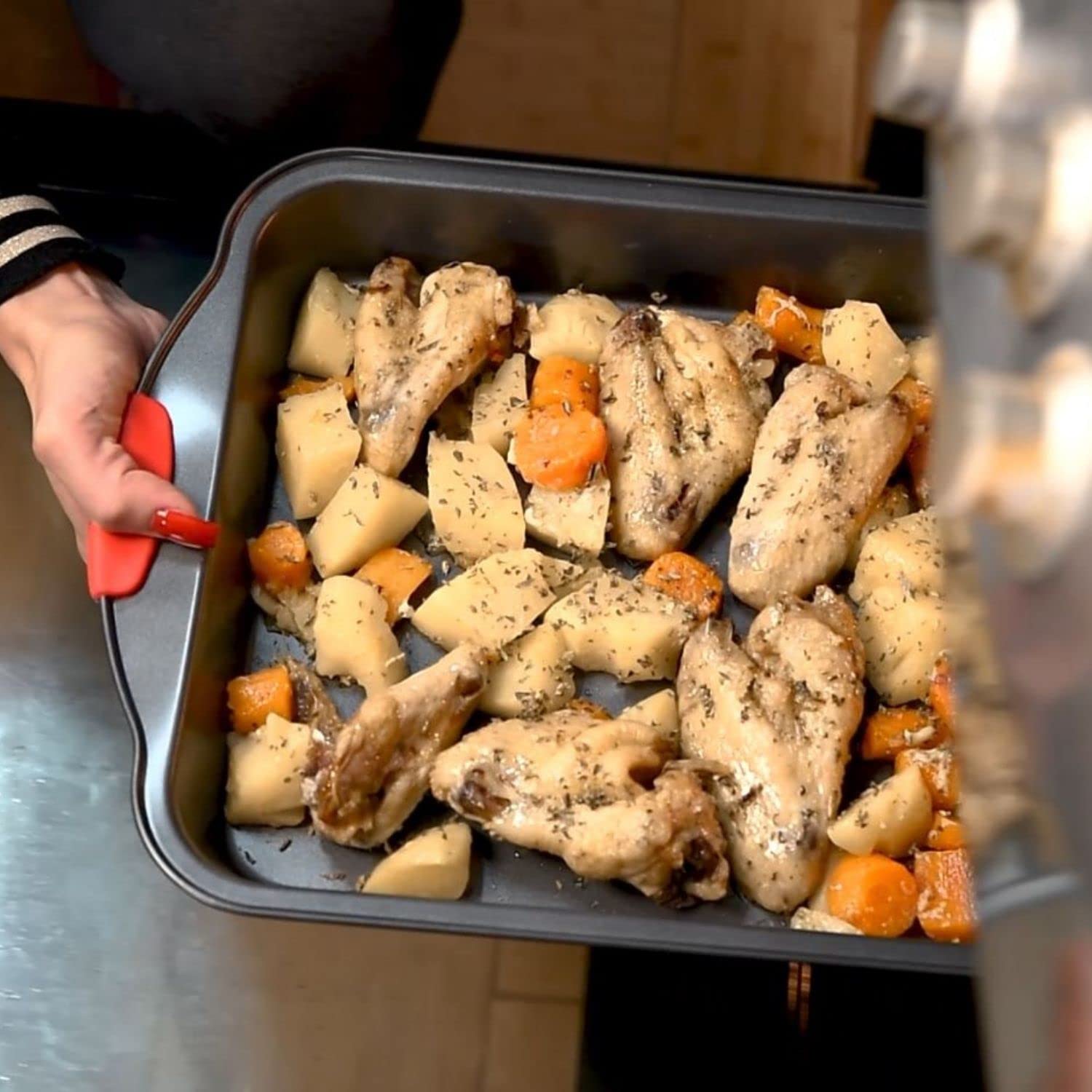 Baking Pan Set, 15 Piece Premium Baking Set, Nonstick Bakeware Sets BPA Free, Cookie Sheets for Baking Nonstick Set, Steel Baking Sheets for Oven with Muffin Pan, Cake Pan & Black Kitchen Utensils