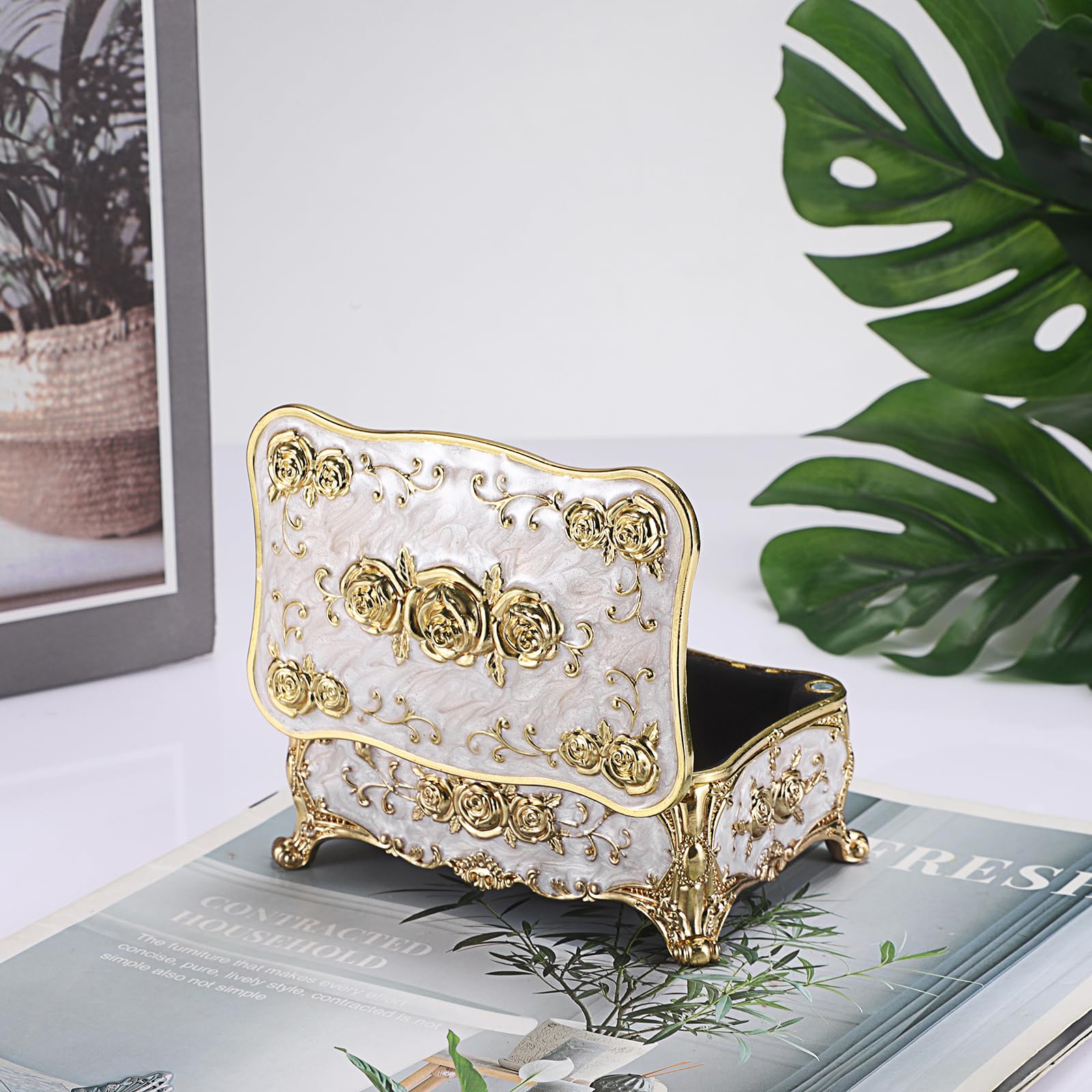 Hipiwe Hipiwe Metal Jewelry Box with Rose Pattern - Vintage Gold Trinket Organizer Box with Magnetic Latching Keepsake Storage Box for Ring Earrings Necklaces, Gift for Women