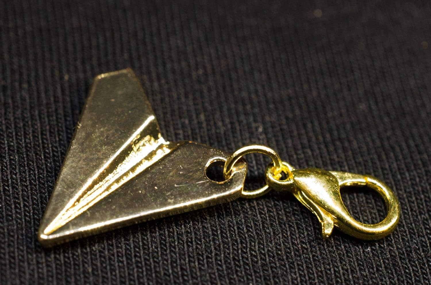 Miniblings Golden Paper Plane Airplane Charm Pendant Zipper Pull Origami Style, Multicolored, 27mm - Image 4