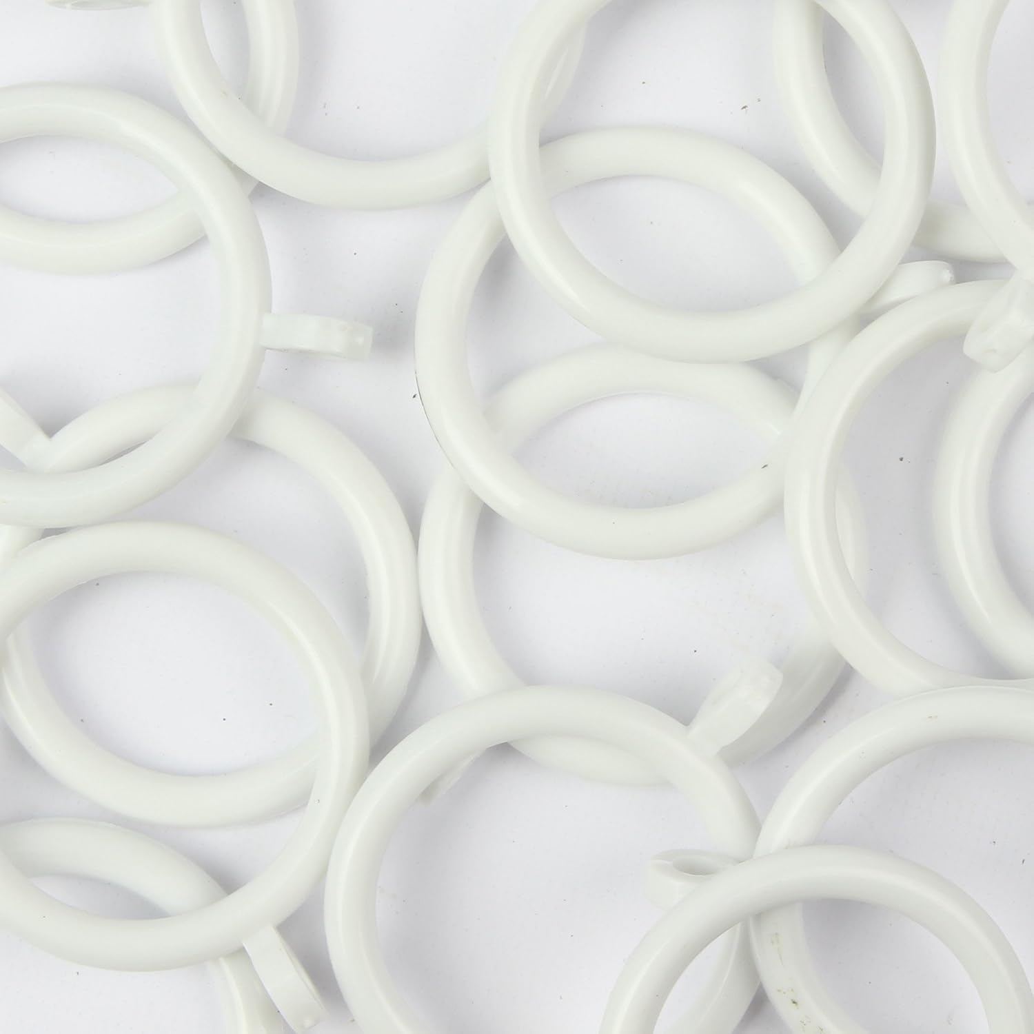 BrilliantBuys 30 Pack of White Plastic Curtain Rings for up to 19mm